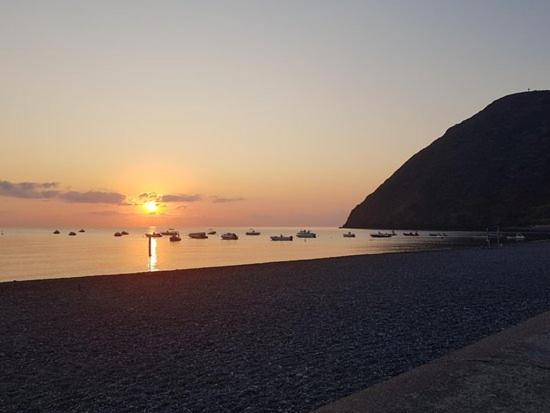 B&B T'Amo Липари Екстериор снимка